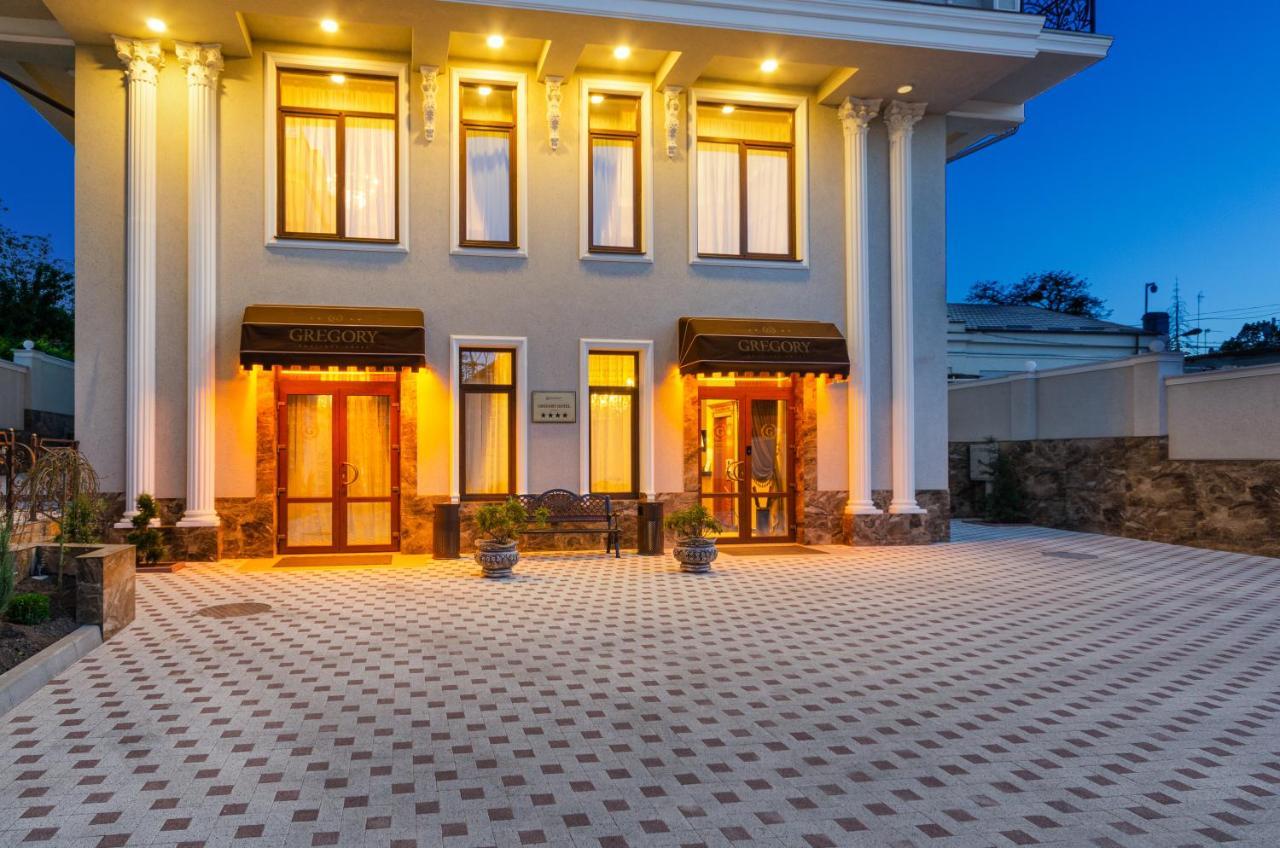 Gregory Hotel Dendrarium Park Chişinău Extérieur photo
