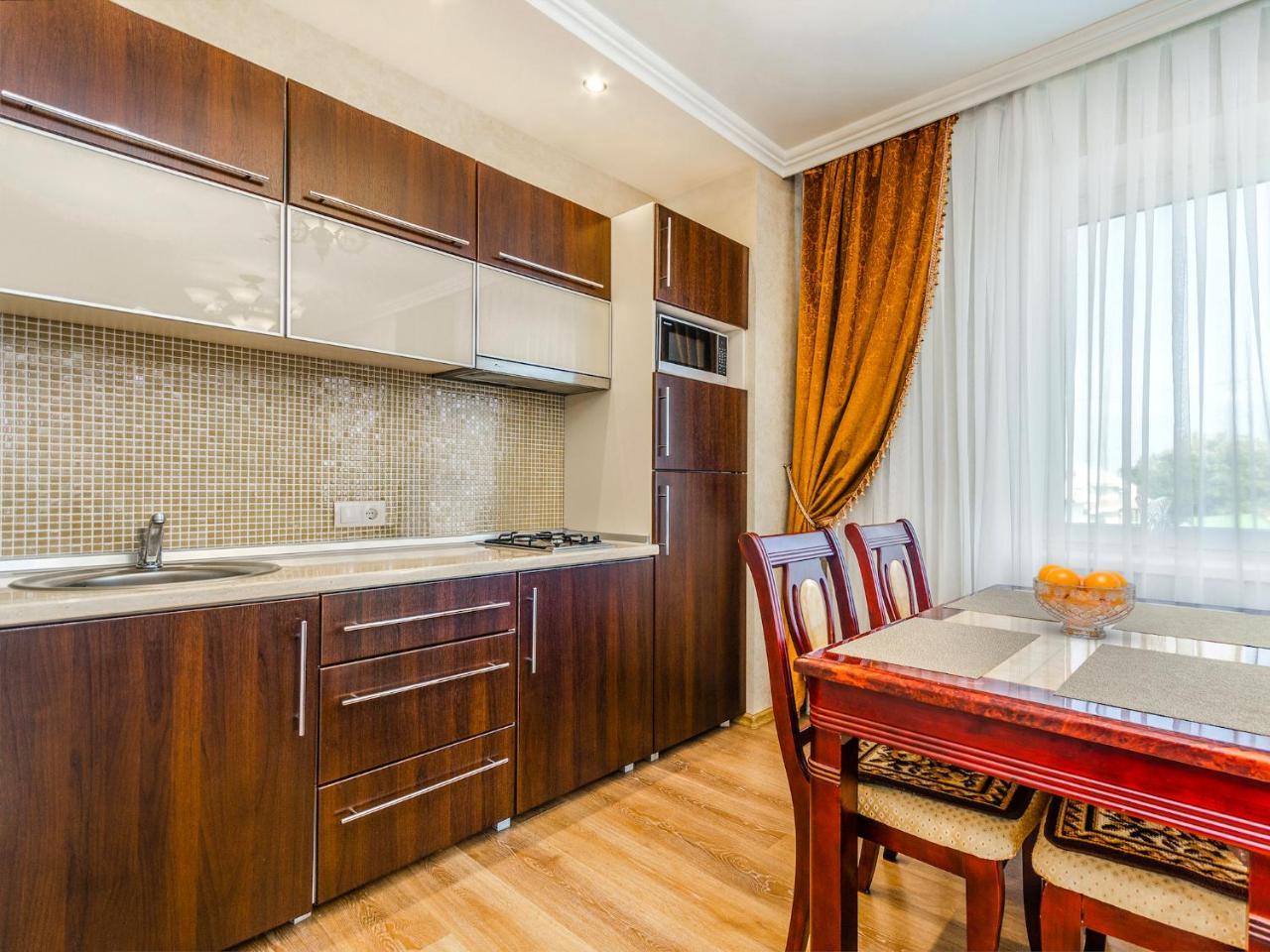 Gregory Hotel Dendrarium Park Chişinău Extérieur photo